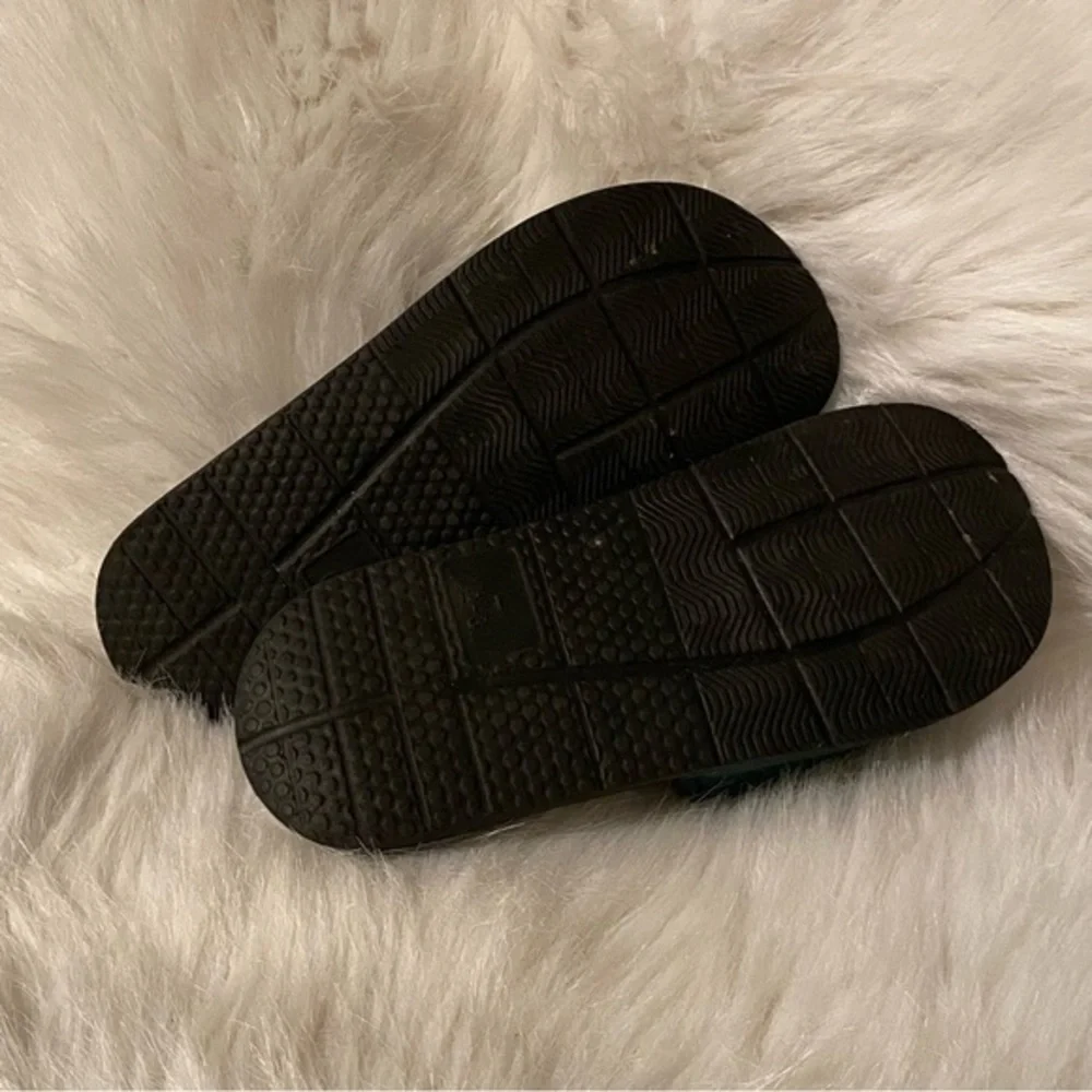 Michigan State Youth Sandals Slip‎ On Green Slides Size 2-3 Large